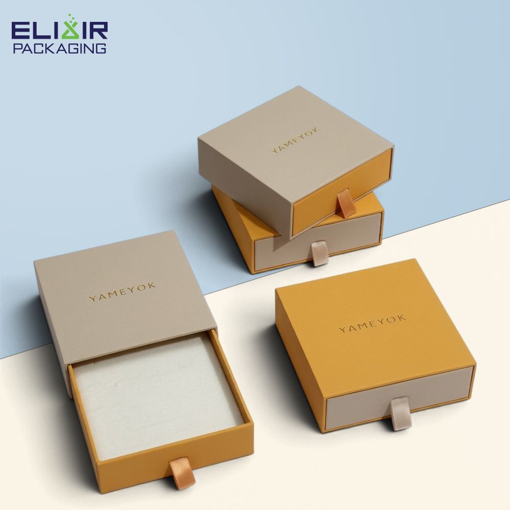 Custom Earring Packaging